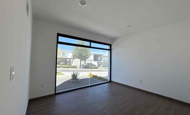 CASA DE AUTOR EN VENTA PRIVADA YAVIA, EN ZIBATA QUERÉTARO , CON ALBERCA Y  ROOF GARDEN