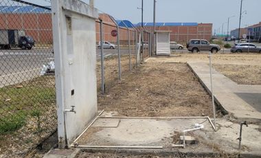 Excelente lote esquinero para desarrollo industrial en Mosquera