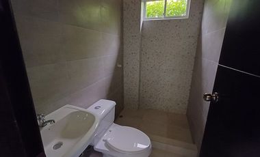 SE VENDE CASA POR ESTRENAR 82 M2. DE UNA PLANTA, URBANIZACIÓN TENIS CLUB LA CONCORDIA - DOMINGO DE LOS TSACHILAS - ECUADOR