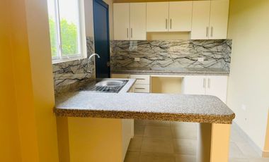 SE VENDE CASA POR ESTRENAR 82 M2. DE UNA PLANTA, URBANIZACIÓN TENIS CLUB LA CONCORDIA - DOMINGO DE LOS TSACHILAS - ECUADOR