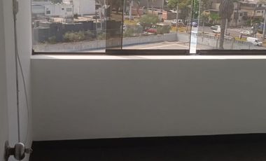Alquilo linda Oficina en San Isidro en Avenida y Cerca Av. Javier Prado con Cochera