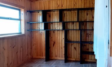 VENDE CASA 4  DORMITORIOS 2 BAÑO  EN SITIO 600 MTS2, ANGOL