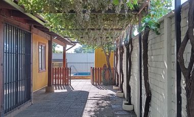 VENDE CASA 4  DORMITORIOS 2 BAÑO  EN SITIO 600 MTS2, ANGOL