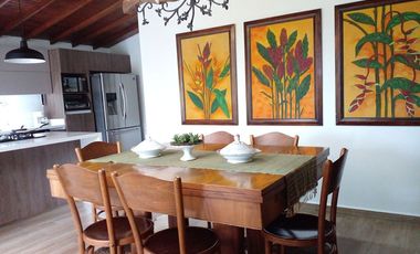 Casa en arriendo en Envigado, Antioquia