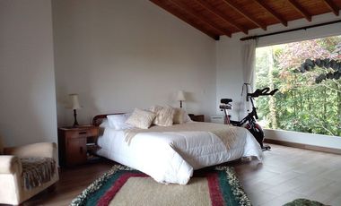 Casa en arriendo en Envigado, Antioquia