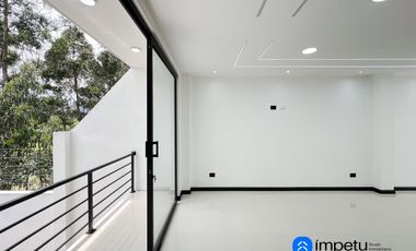 En venta casa a estrenar de dos plantas más subsuelo y terraza