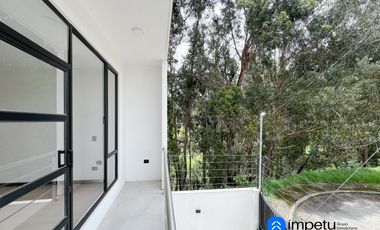 En venta casa a estrenar de dos plantas más subsuelo y terraza