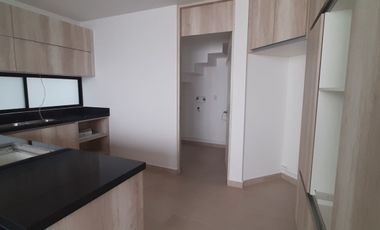 JURIQUILLA CASA EN RENTA