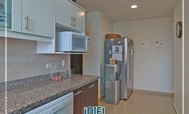 En venta: Dpto. en primera línea al Mar, Edificio Las Olas, Manta