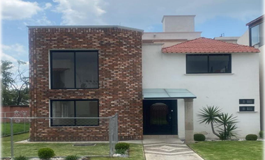 Casa en Renta en Ex Hacienda San Jorge, Santa Cruz Otzacatipan (cerca del Aeropuerto)