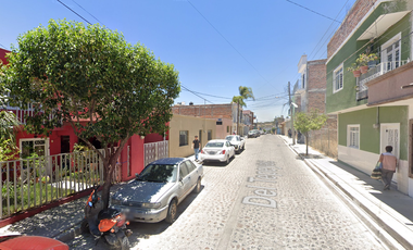 CASA EN VENTA EN EL SANTUARIO, JALOSTOTITLAN