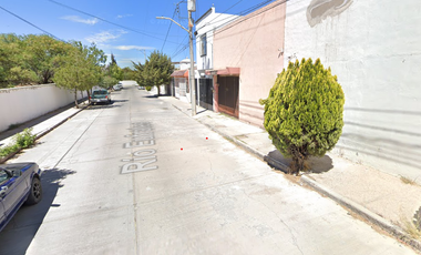 MUY BONITA PROPIEDAD UBICADA EN LA COLONIA COLINAS DEL PONIENTE, EN AGUASCALIENTES, AGUASCALIENTES