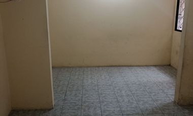 Alquilo Suite con dormitorio doble Cdla Kennedy norte Guayaquil