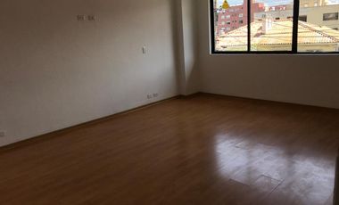 Vendo casa en el sector La Floresta.