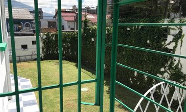 Vendo casa en el sector La Floresta.
