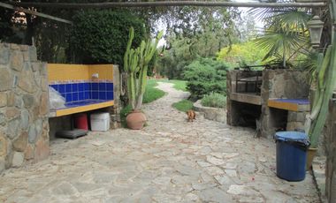 HERMOSA PARCELA CON CASA Y ABUNDANTE VEGETACIÓN NATIVA