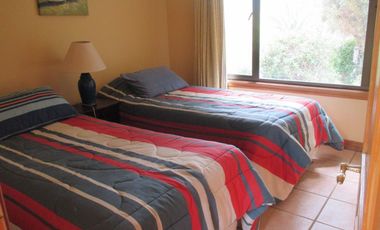 HERMOSA PARCELA CON CASA Y ABUNDANTE VEGETACIÓN NATIVA