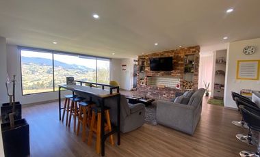 ¡Vive la experiencia única de una moderna casa campestre en Chocontá!