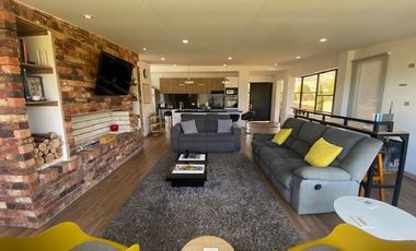 ¡Vive la experiencia única de una moderna casa campestre en Chocontá!