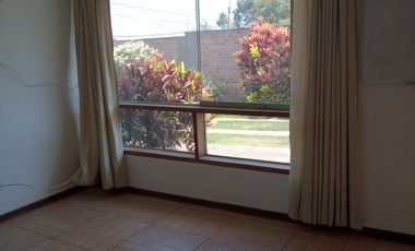 Casa de 2 Pisos y Azotea en Urbanización Huachipa Norte Zona Residencial