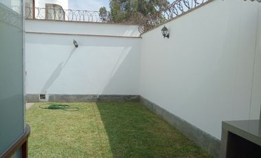 Casa de 2 Pisos y Azotea en Urbanización Huachipa Norte Zona Residencial