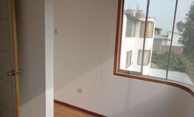 Casa de 2 Pisos y Azotea en Urbanización Huachipa Norte Zona Residencial