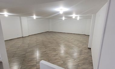 Local en Arriendo en Zona Comercial de El Dorado, Envigado – ¡Ubicación Estratégica!