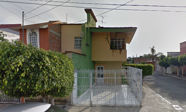 PRECIOSA CASA EN VENTA EN ZAMORA, MICHOACAN