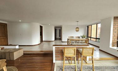 Apartamento grande en arriendo en El Poblado - Cerca a Vizcaya