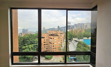 Apartamento grande en arriendo en El Poblado - Cerca a Vizcaya