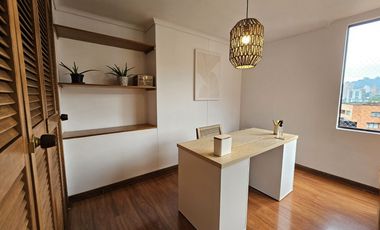 Apartamento grande en arriendo en El Poblado - Cerca a Vizcaya
