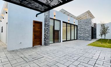 Casa en venta de una planta Zona Canteras $12900000
