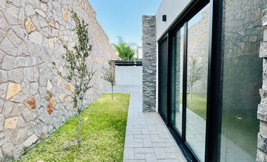Casa en venta de una planta Zona Canteras $12900000