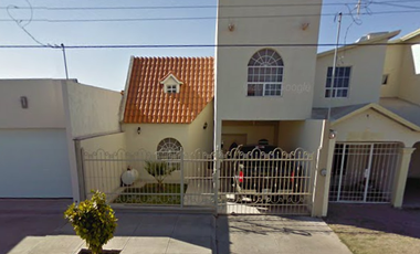 HERMOSA CASA EN FLORES DEL TEPEYAC, CHIHUAHUA