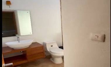 CASA EN VENTA. FRACCIONAMIENTO LOMAS DE COCOYOC. MORELOS