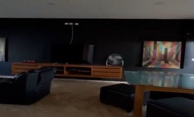 CASA EN VENTA. FRACCIONAMIENTO LOMAS DE COCOYOC. MORELOS