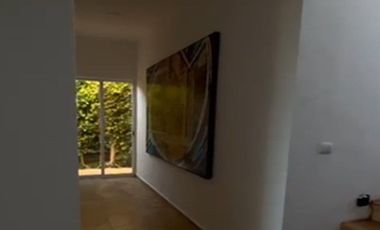 CASA EN VENTA. FRACCIONAMIENTO LOMAS DE COCOYOC. MORELOS