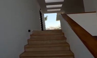 CASA EN VENTA. FRACCIONAMIENTO LOMAS DE COCOYOC. MORELOS