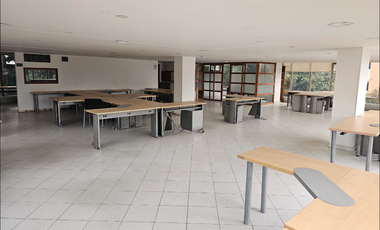 Excelente oficina en arriendo ubicada en Fontibón