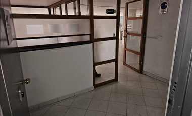 Excelente oficina en arriendo ubicada en Fontibón