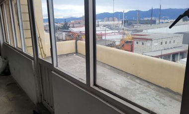 Excelente oficina en arriendo ubicada en Montevideo