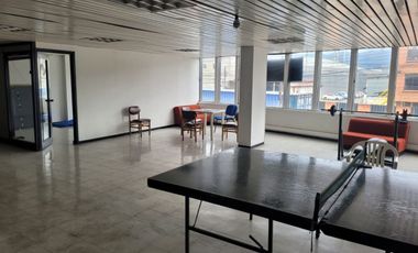 Excelente oficina en arriendo ubicada en Montevideo