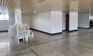 Excelente oficina en arriendo ubicada en Montevideo