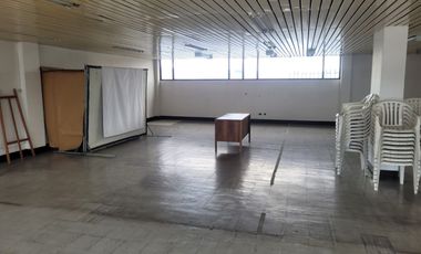 Excelente oficina en arriendo ubicada en Montevideo