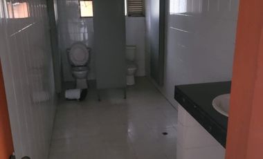Excelente oficina en arriendo ubicada en Montevideo