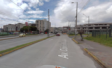 Invierta en el futuro con este TERRENO comercial, en el mejor sector de Quitumbe 2095m2, Quito Ecuador