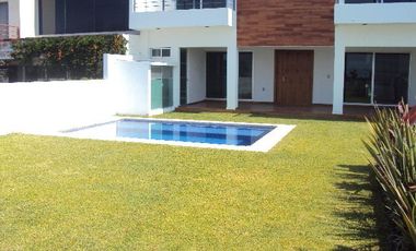 Burgos.  Casa en Preventa. Amplio Jardín , Alberca, Vigilancia 24/7