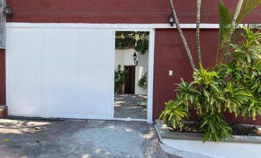 HERMOSA CASA ESTILO BARRAGAN EN PALMIRA