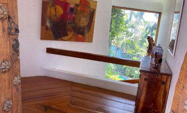 HERMOSA CASA ESTILO BARRAGAN EN PALMIRA