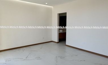 Casa en venta con recámara en planta baja Albaterra $5,700,000
